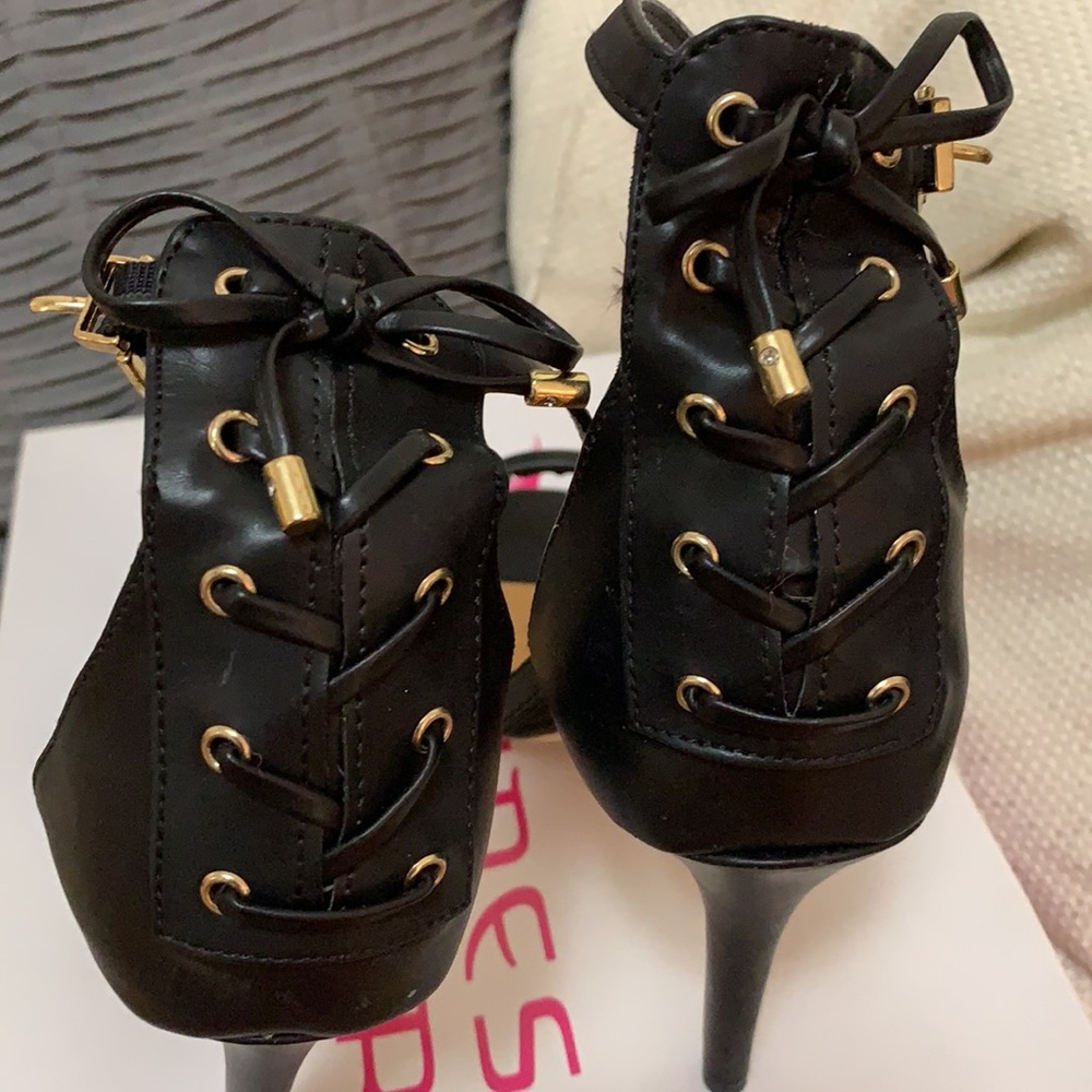 Chinese Laundry Black stiletto sandals - Picture 3 of 5